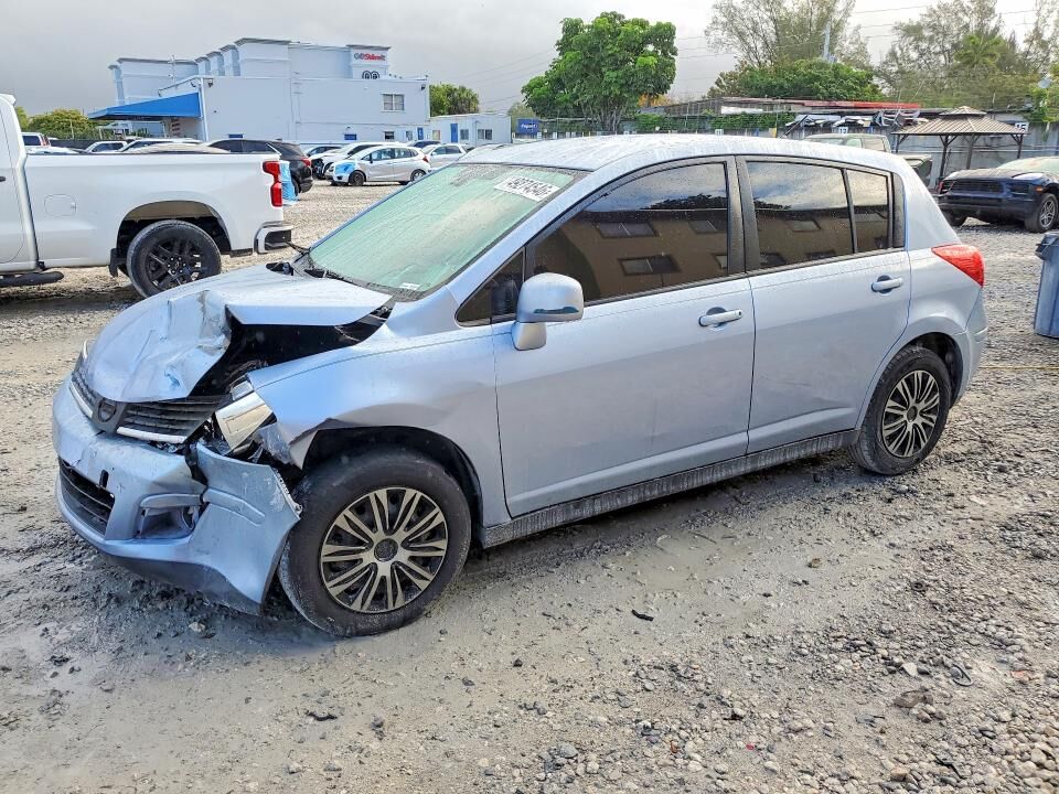 2009 NISSAN Versa