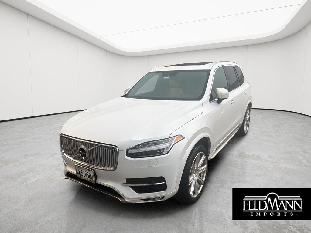 2018 VOLVO XC90