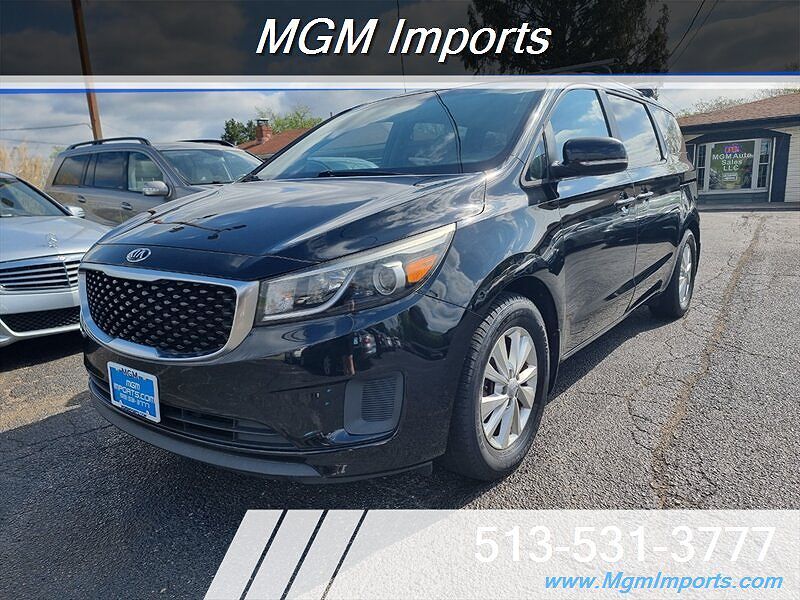 2016 KIA Sedona