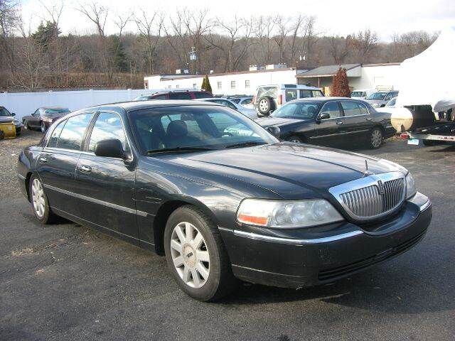 2006 LINCOLN Town Car