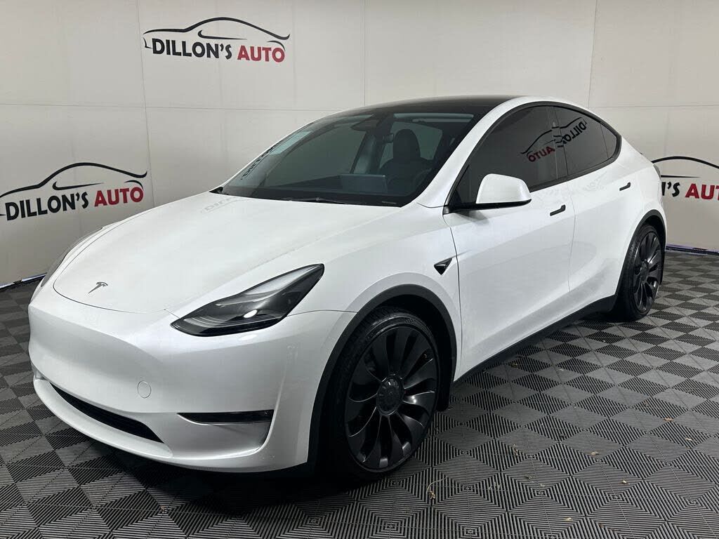 2023 TESLA Model Y