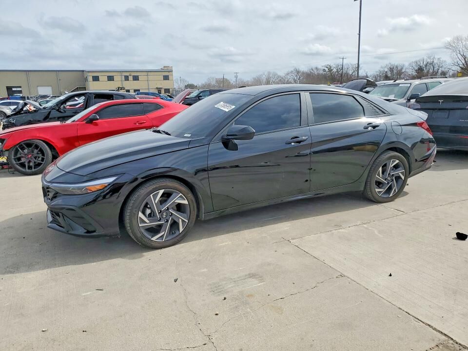 2025 HYUNDAI Elantra