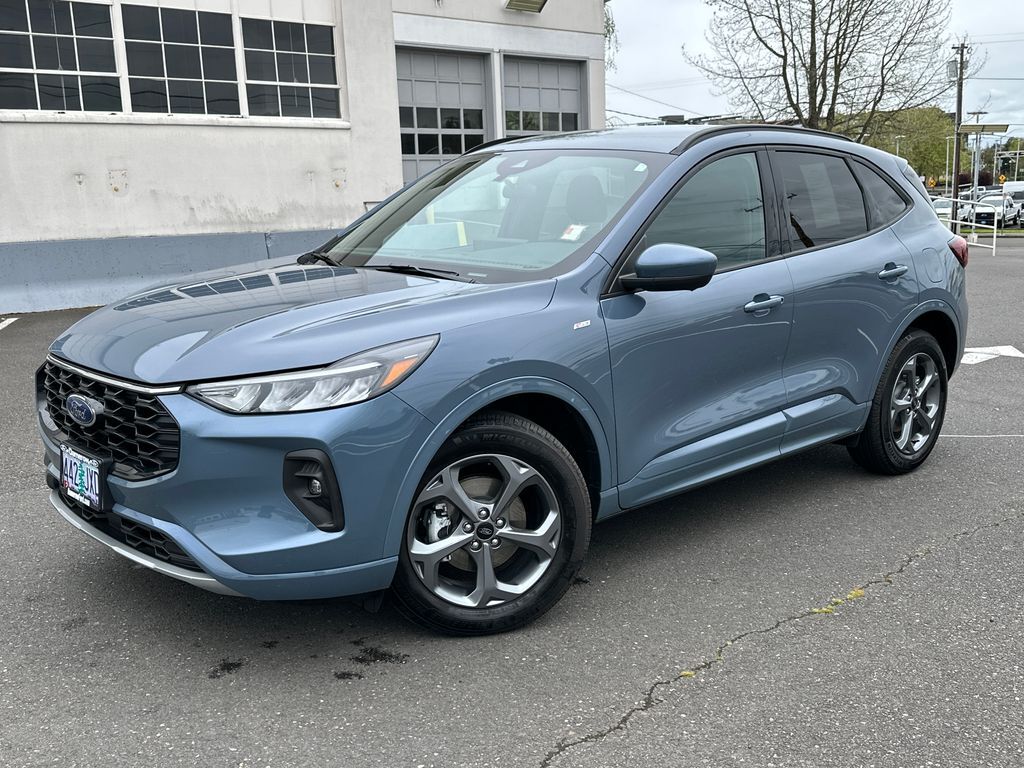 2024 FORD Escape