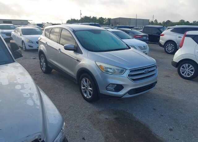 2017 FORD Escape