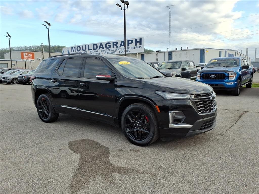 2023 CHEVROLET Traverse