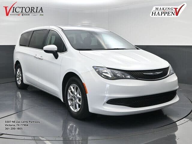 2023 CHRYSLER Voyager