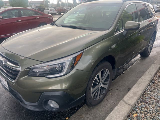 2018 SUBARU Outback
