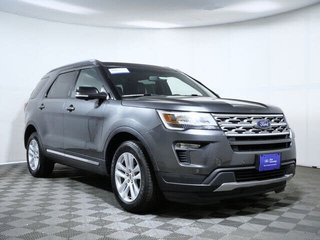 2018 FORD Explorer