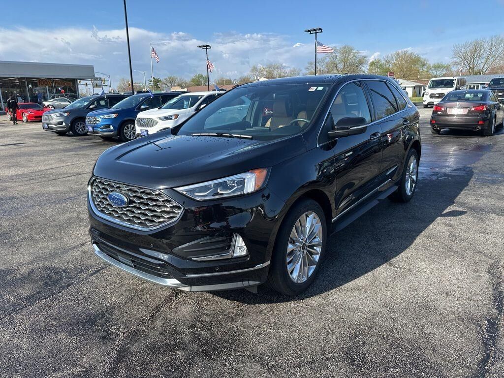 2024 FORD Edge