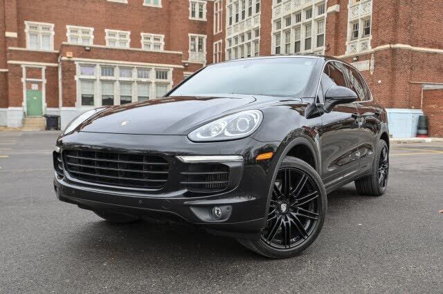 2016 PORSCHE Cayenne