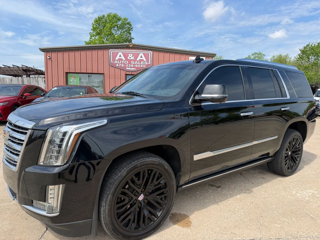 2019 CADILLAC Escalade