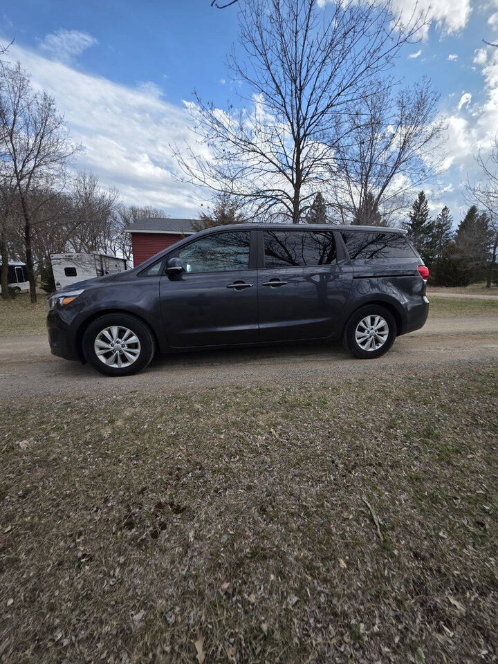 2017 Kia Sedona