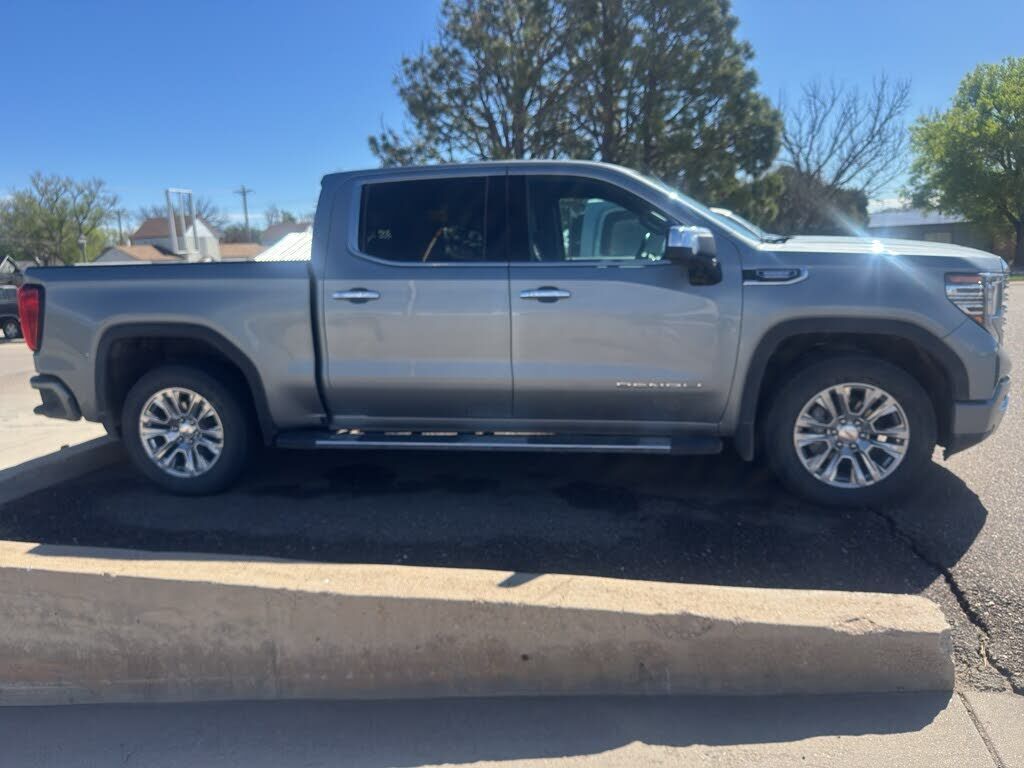 2025 GMC Sierra