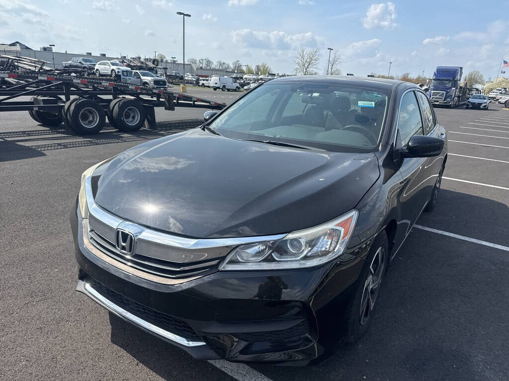 2017 HONDA Accord