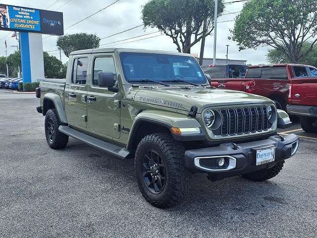 2025 JEEP Gladiator