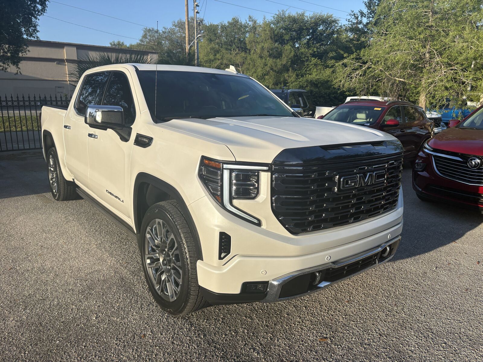 2024 GMC Sierra