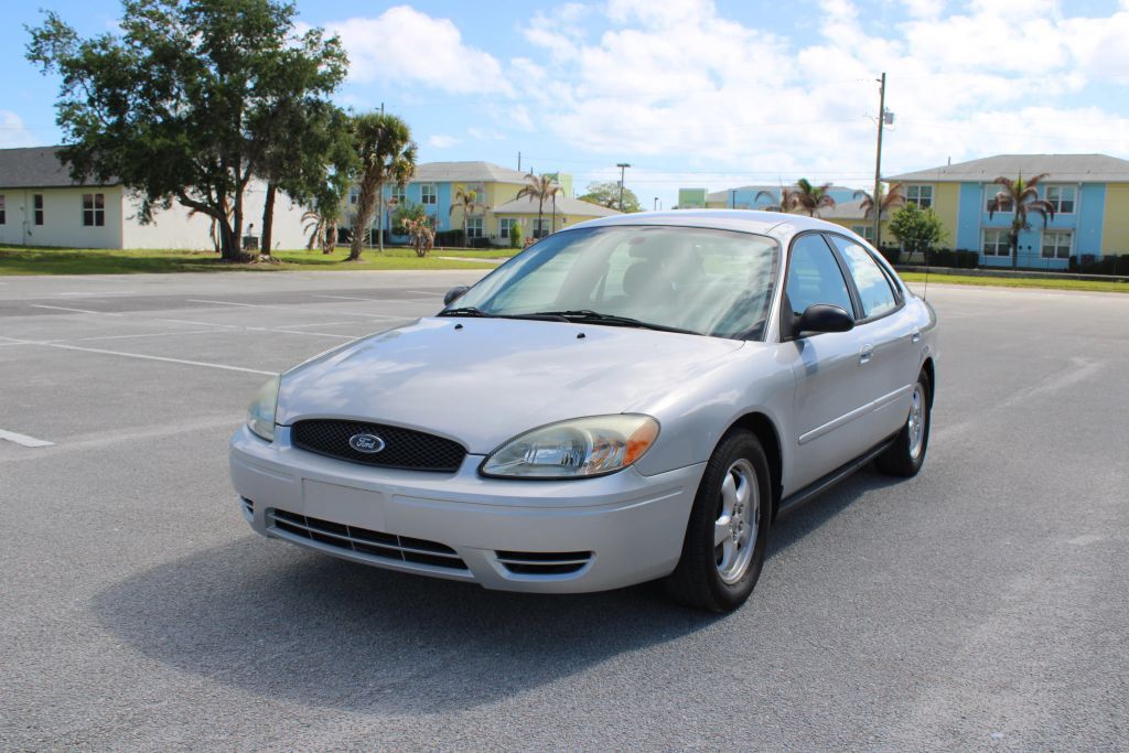 2005 FORD Taurus