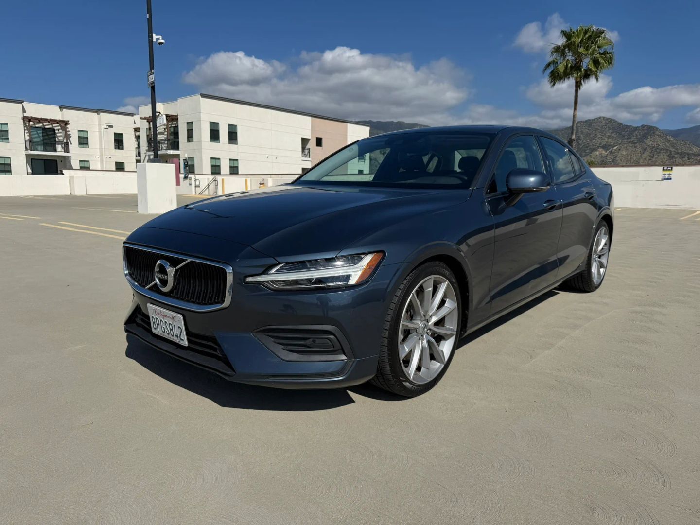 2019 VOLVO S60