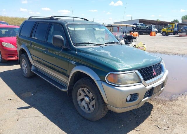 2000 MITSUBISHI Montero Sport