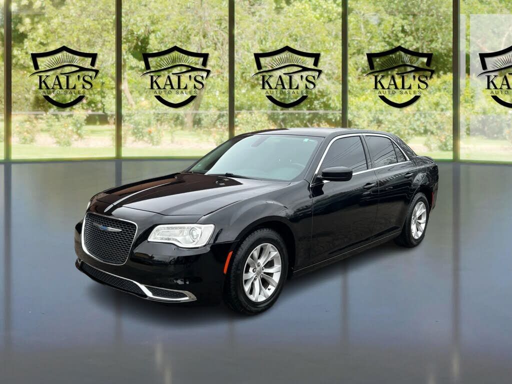 2018 CHRYSLER 300