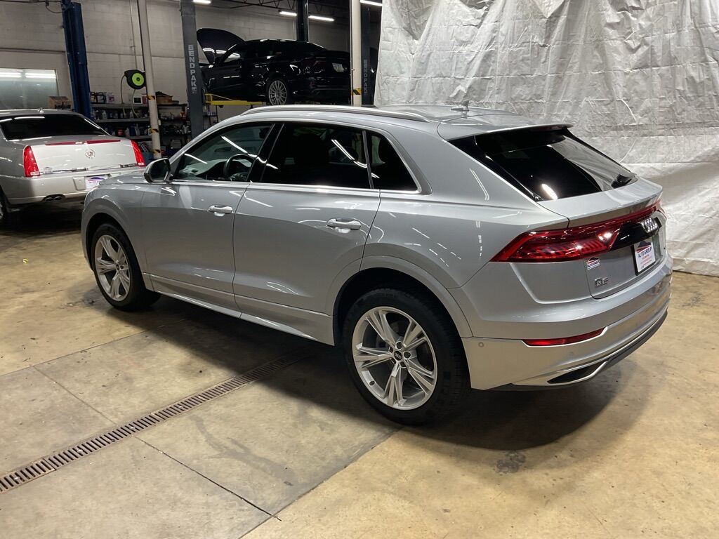 2022 Audi Q8