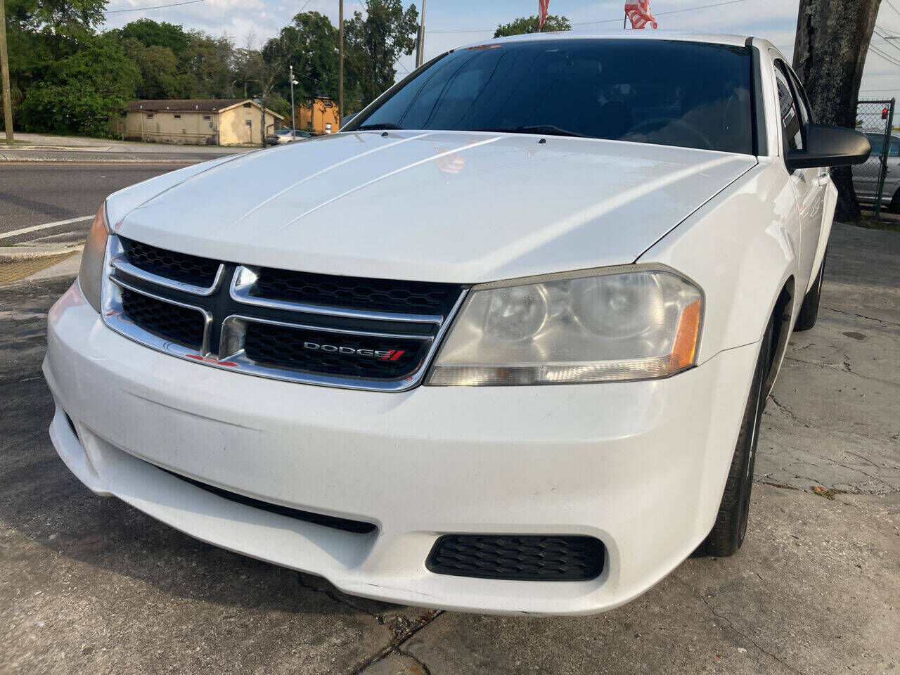 2013 DODGE Avenger