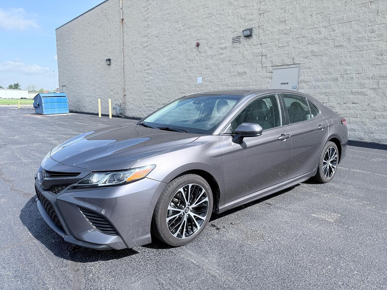 2020 TOYOTA Camry