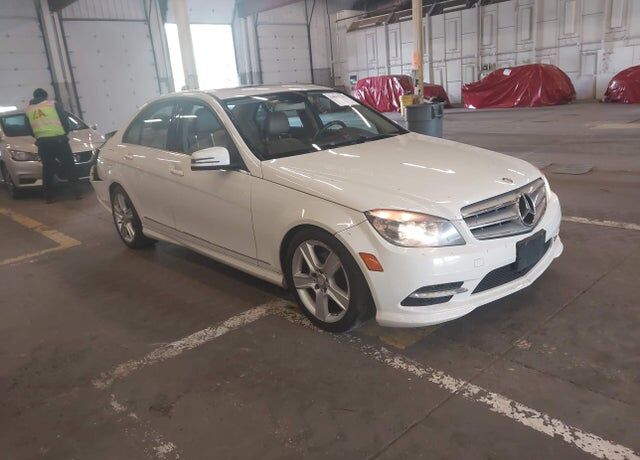 2011 MERCEDES-BENZ C-Class