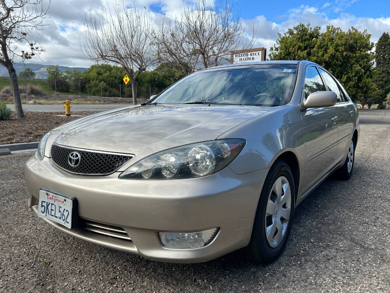 2005 TOYOTA Camry
