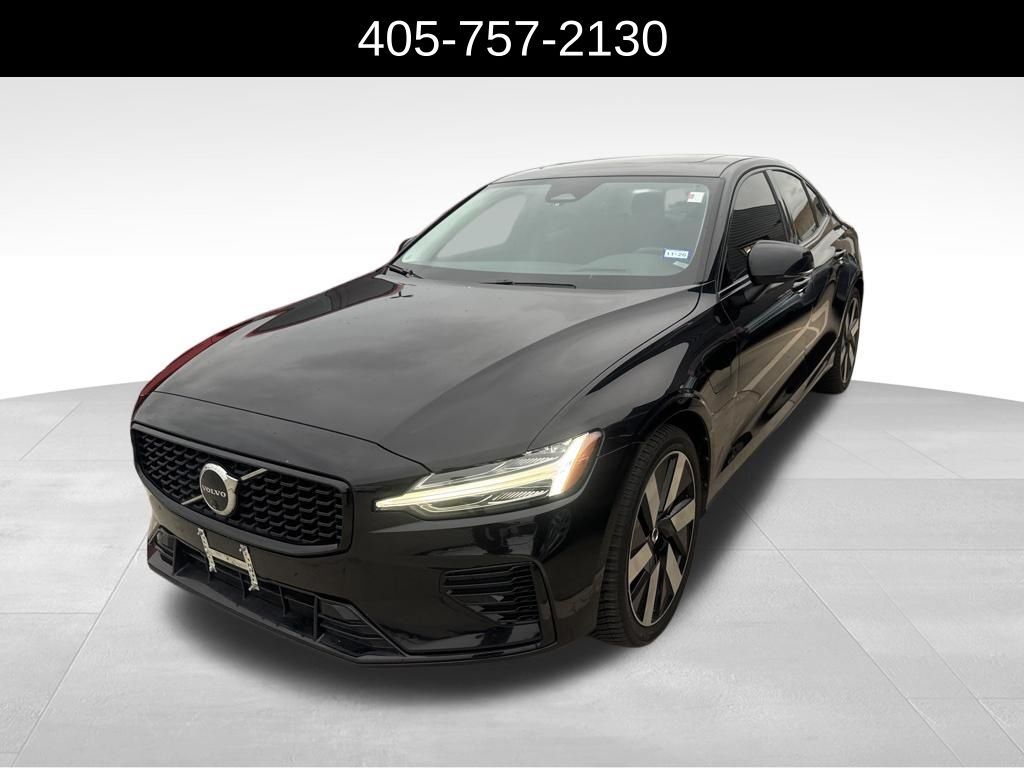 2024 VOLVO S60