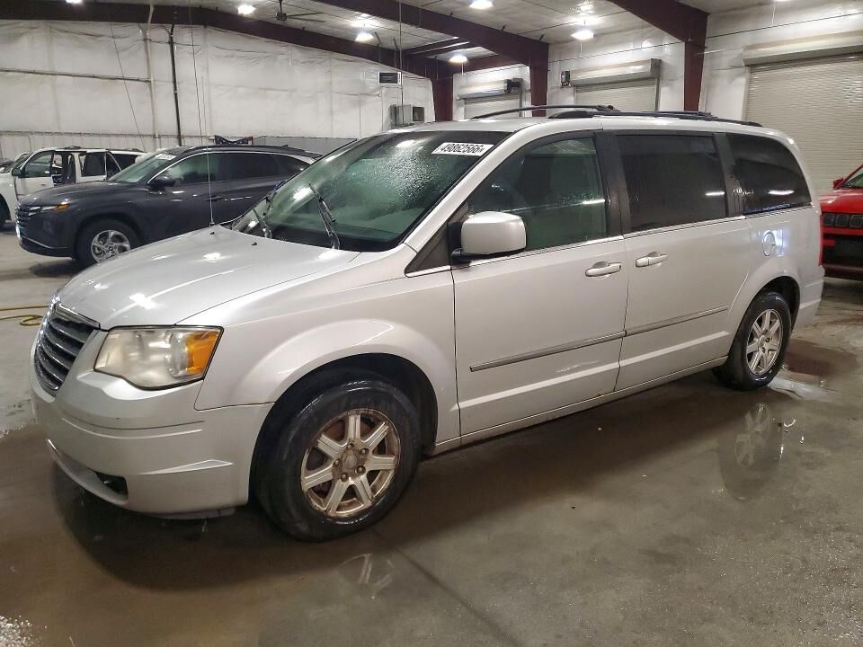 2009 CHRYSLER Town and Country