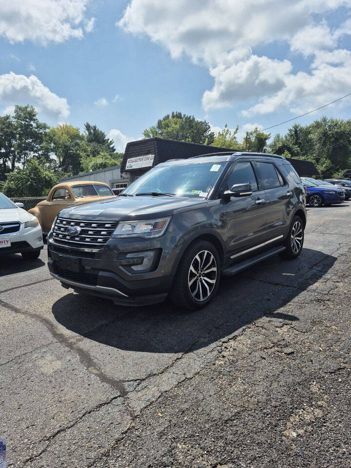 2017 FORD Explorer