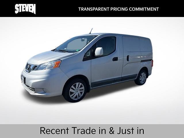 2017 NISSAN NV200