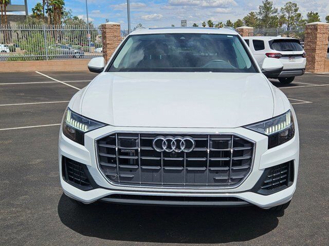 2023 Audi Q8