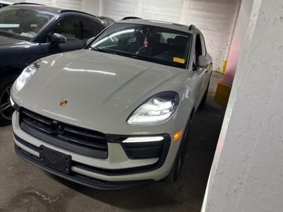 2023 PORSCHE Macan