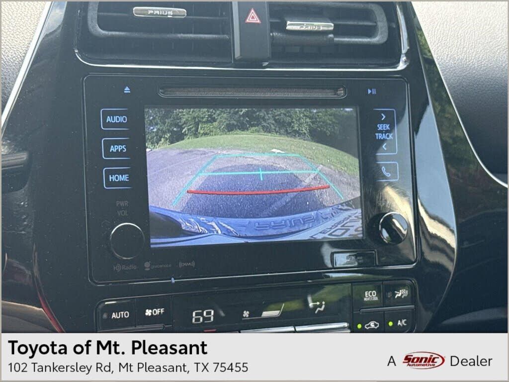 2016 TOYOTA PRIUS