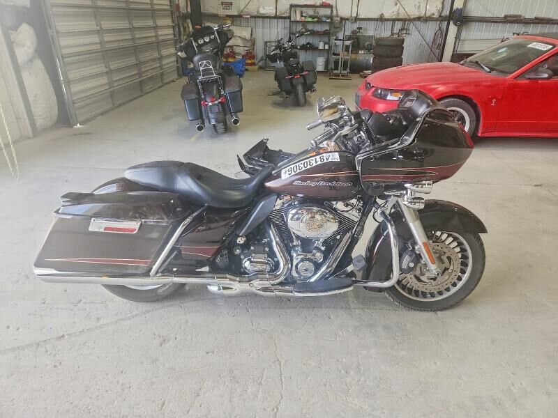 2011 HARLEY DAVIDSON Road Glide Ultra