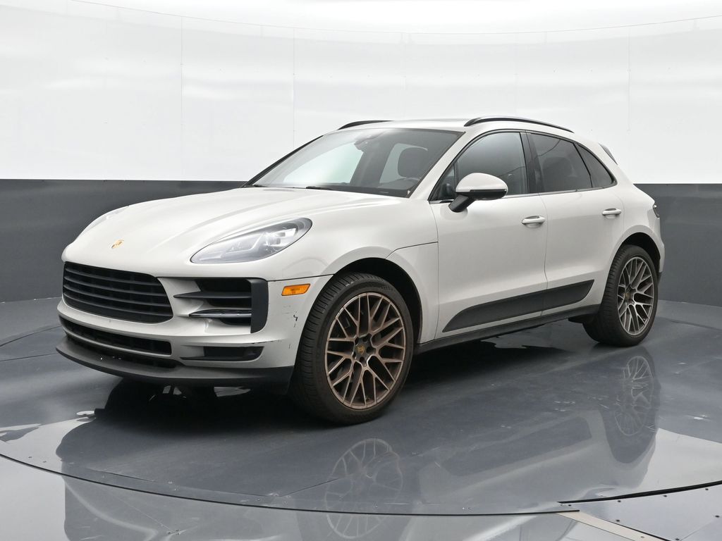 2019 PORSCHE Macan