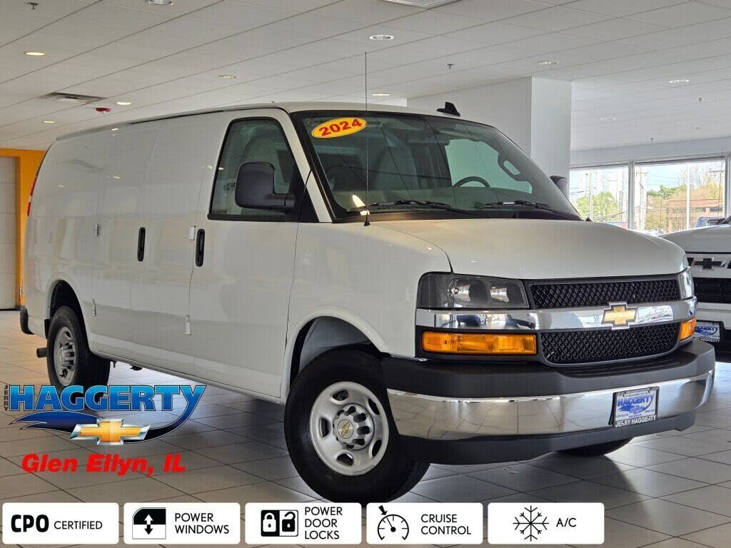 2024 CHEVROLET Express