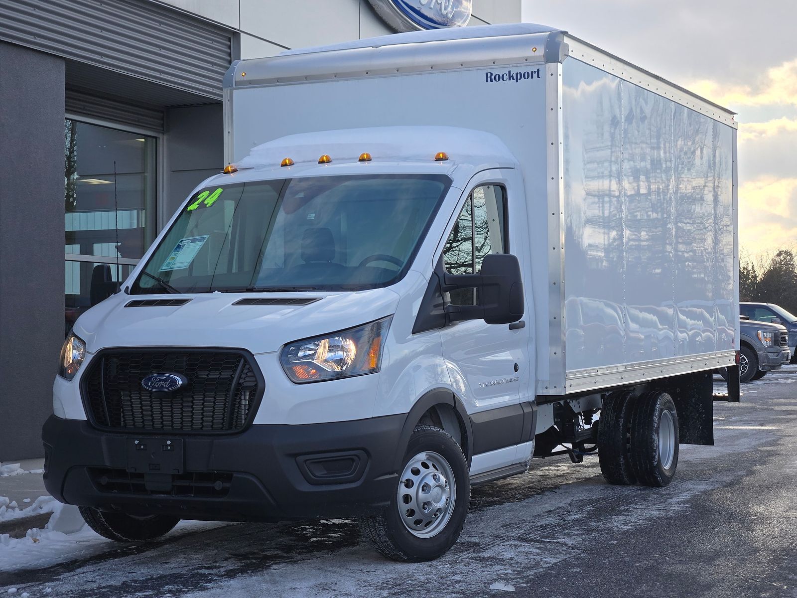 2024 FORD Transit