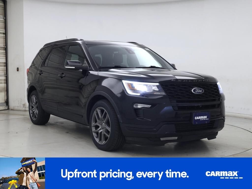2018 FORD Explorer