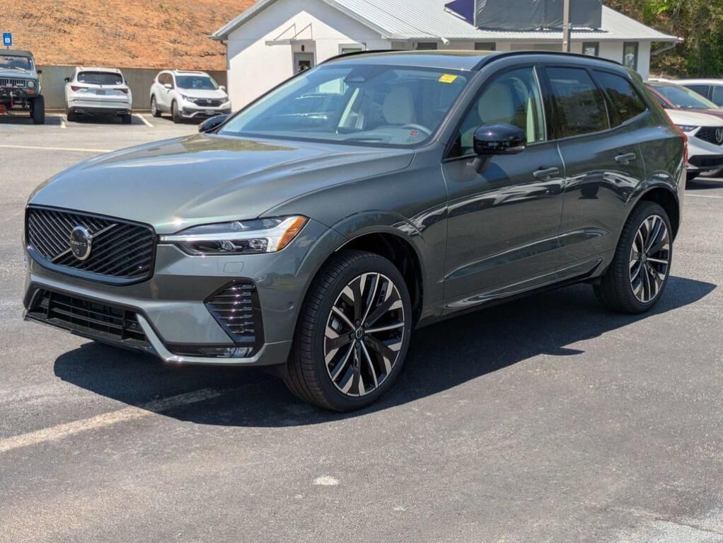 2026 VOLVO XC60
