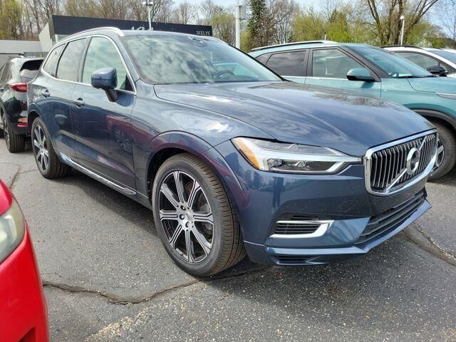 2021 VOLVO XC60