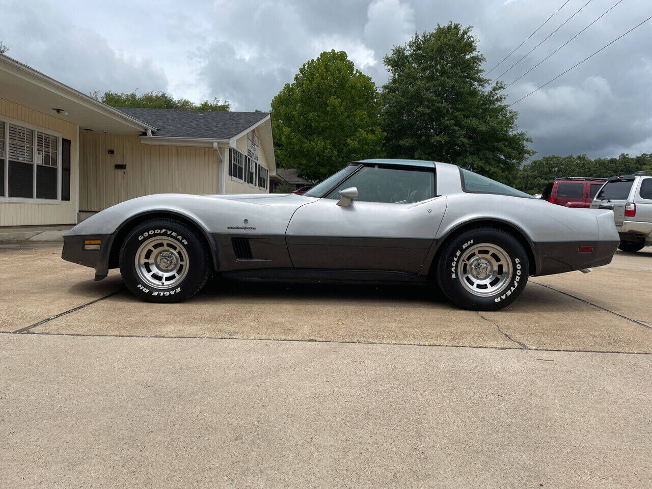 1982 CHEVROLET Corvette