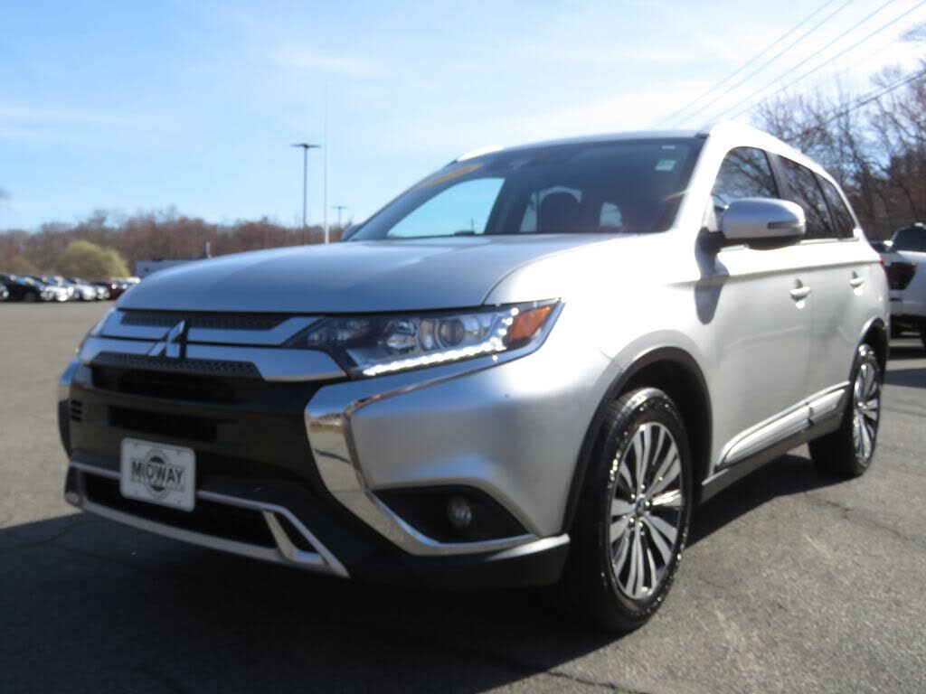 2020 MITSUBISHI Outlander