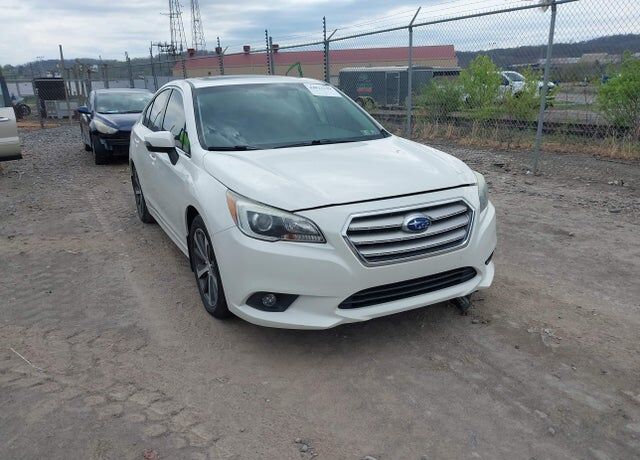 2015 SUBARU Legacy