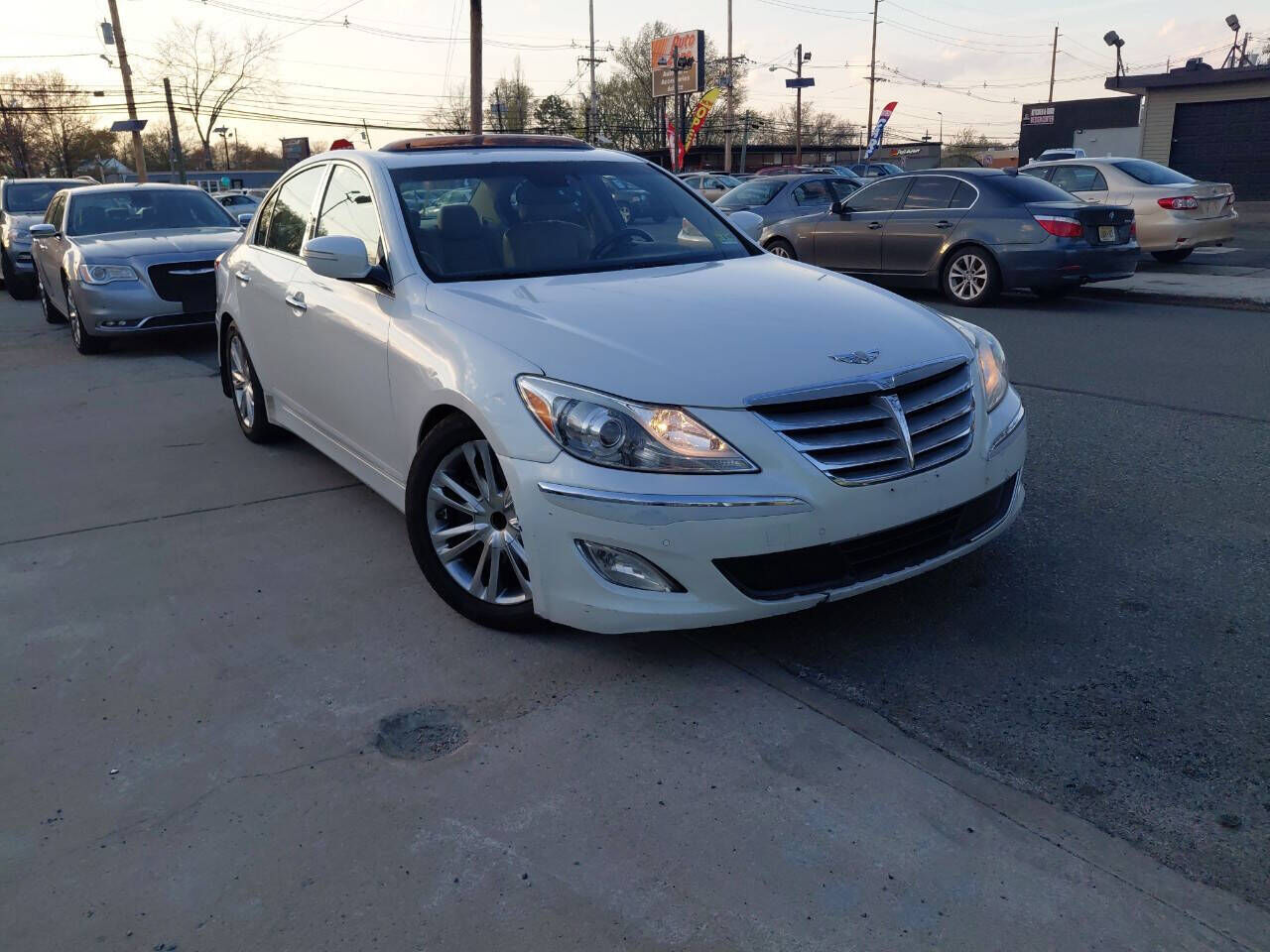 2012 HYUNDAI Genesis