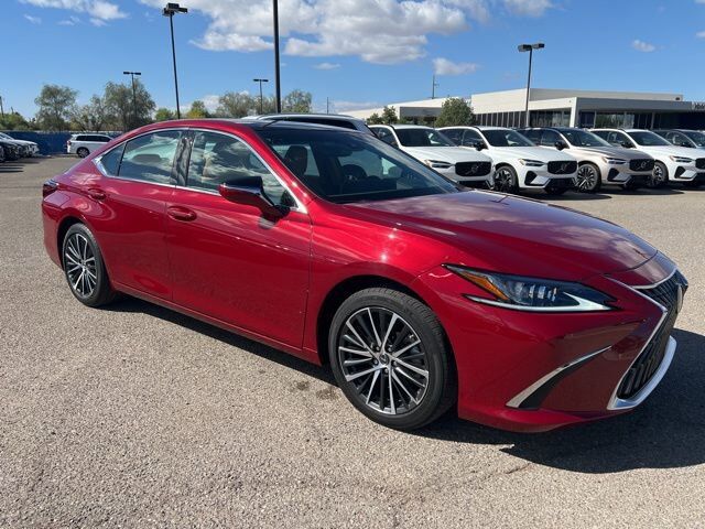 2023 LEXUS ES