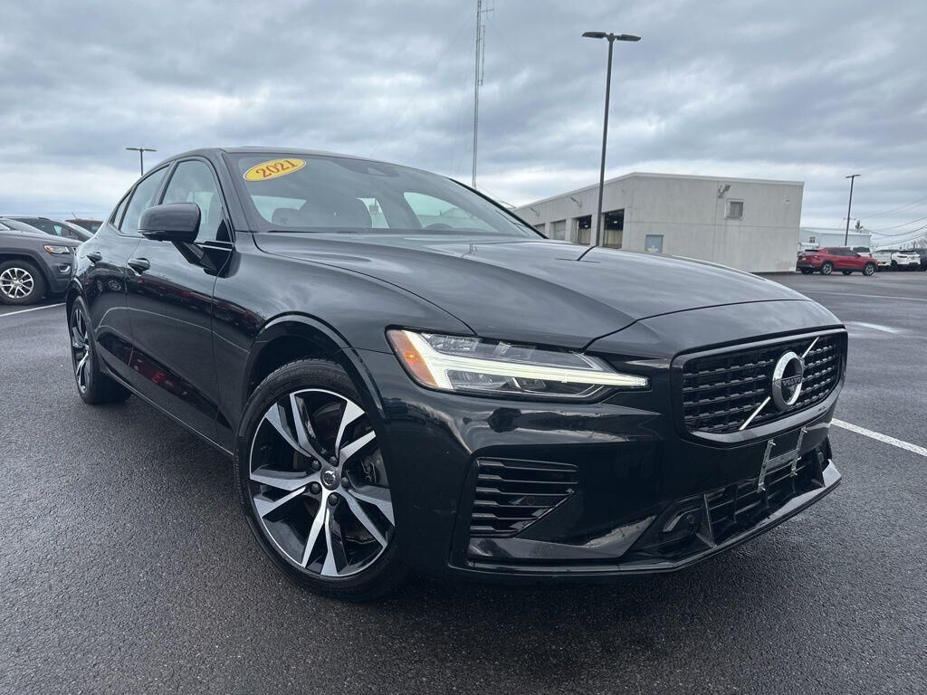 2021 VOLVO S60
