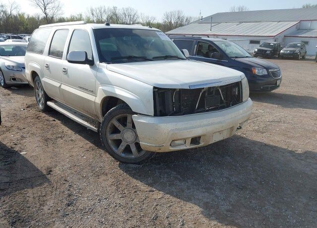 2005 CADILLAC Escalade